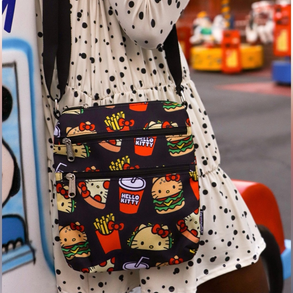 Hello Kitty x Loungefly Foodie Bag